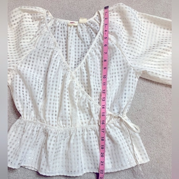 Levis Womens Boho Wrap Top Blouse 3/4 balloon Sleeve Tie Waist size Small Sheer - Picture 10 of 10